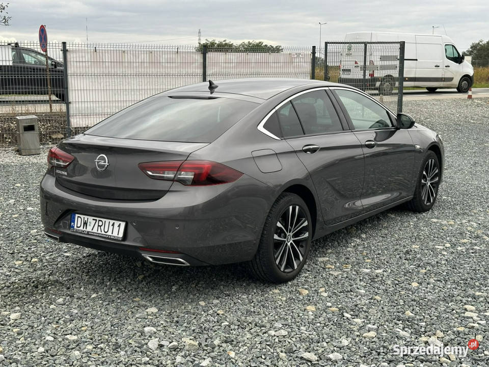 Opel Insignia 20 CDTi 174 2022r Lane Assist przyciemniane szyby Insignia Wojkowice