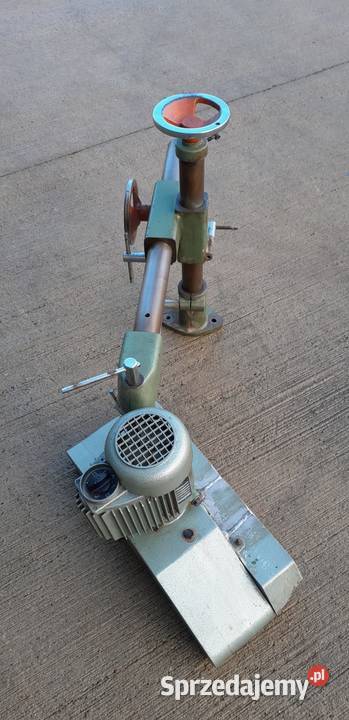 Posuw 4 rolkowy do frezarki Univer 2725 małopolskie Naprawa