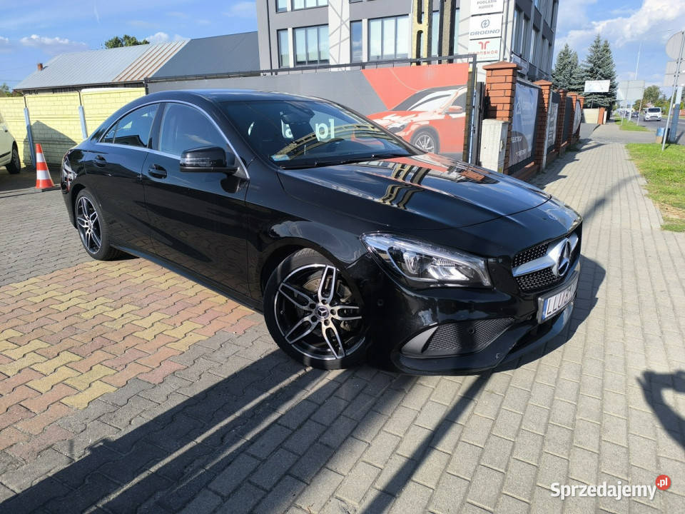 Mercedes CLA 220 20i 184 Automat Pakiet AMG czujnik zmierzchu Łuków sprzedam