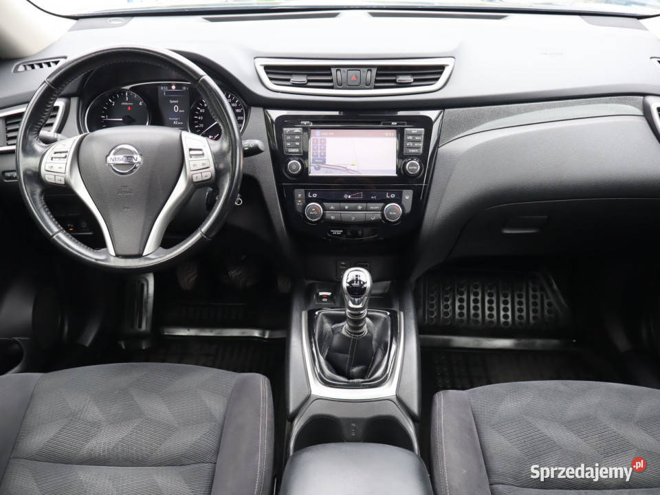 Nissan XTrail 16 dCi czujnik zmierzchu sprzedam