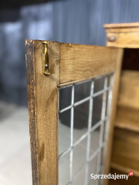 Klasyczna witryna dębowa poł XX w Budno sprzedam