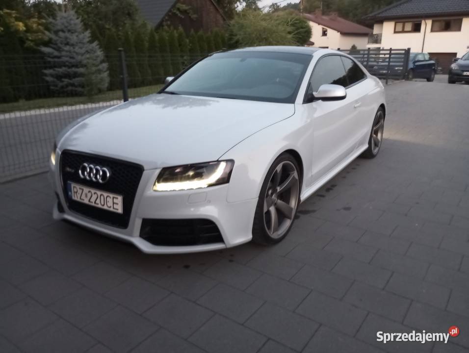 RS5 42 V8 biała perła wydech sportowy europa bluetooth Wadowice