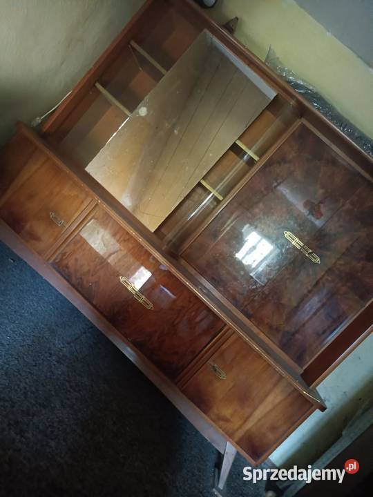 Zabytkowy kredens Lubań sprzedam