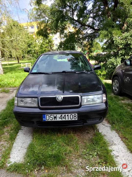 skoda octavia kombi 16 benz 102KM Świdnica