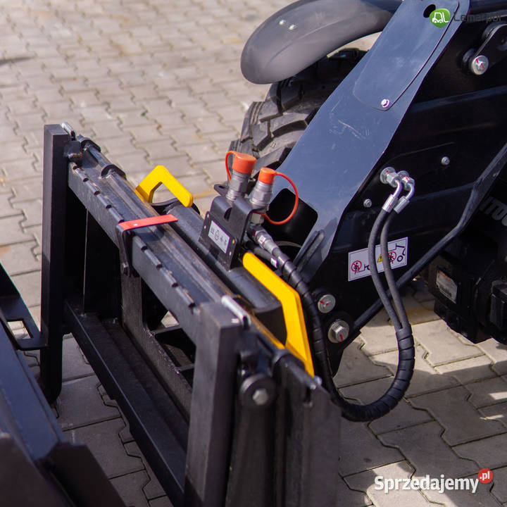 Ładowarka teleskopowa Manitou ULM 415H Mini Zator