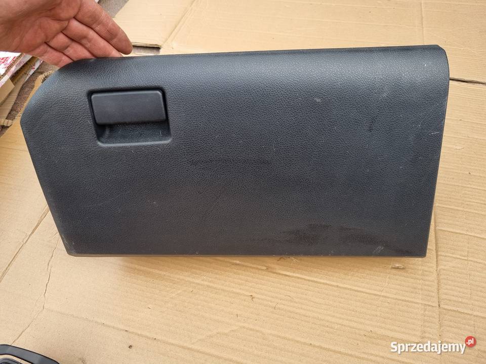 SCHOWEK TOYOTA AURIS II E18 LIFT SCHOWEK AURIS