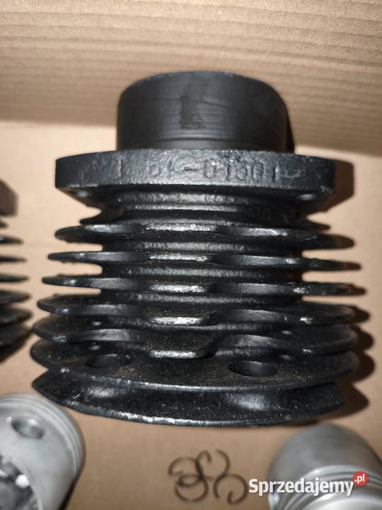 Cylindry Ural szlifie 790 z nowymi tłokami wielkopolskie Leszno