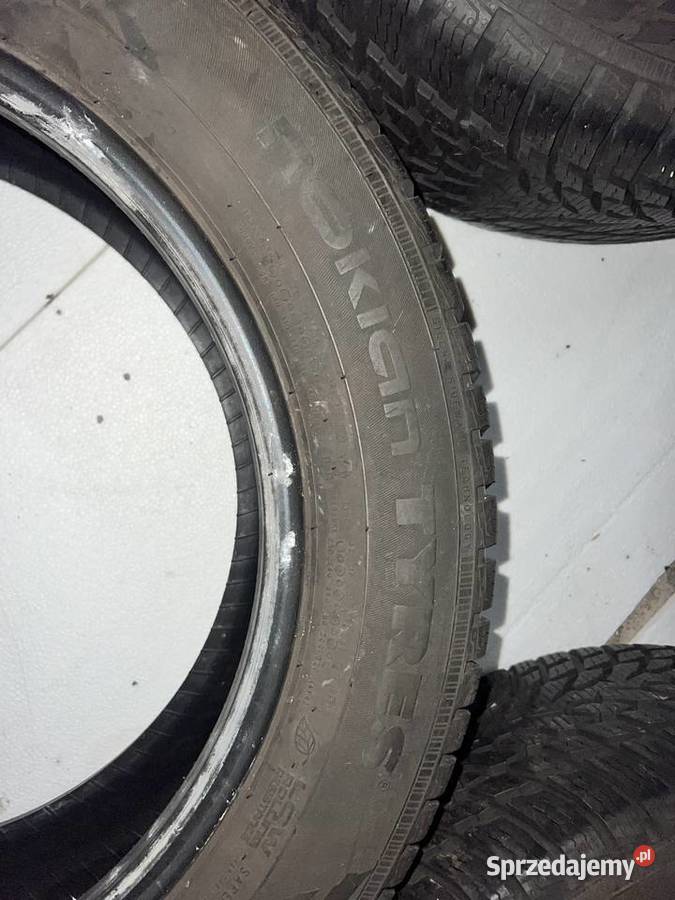 Komplet opon Nokian WR SNOWPROOF 21560 R17 96H Ślesin