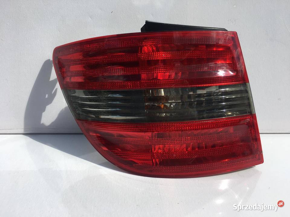 MERCEDES BKLASA W169 LEWA LAMPA TYŁ Ostroróg