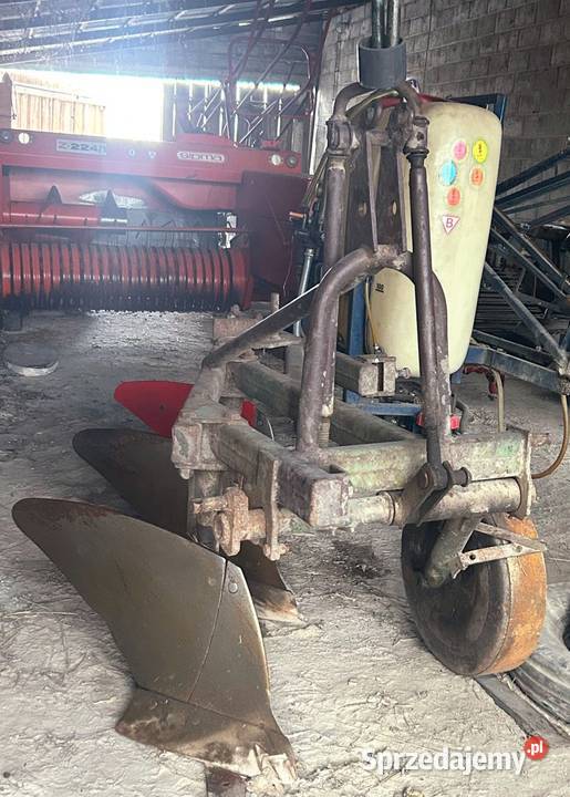 Pług 3 skibowy Grudziądz nieuszkodzony Mierzawa