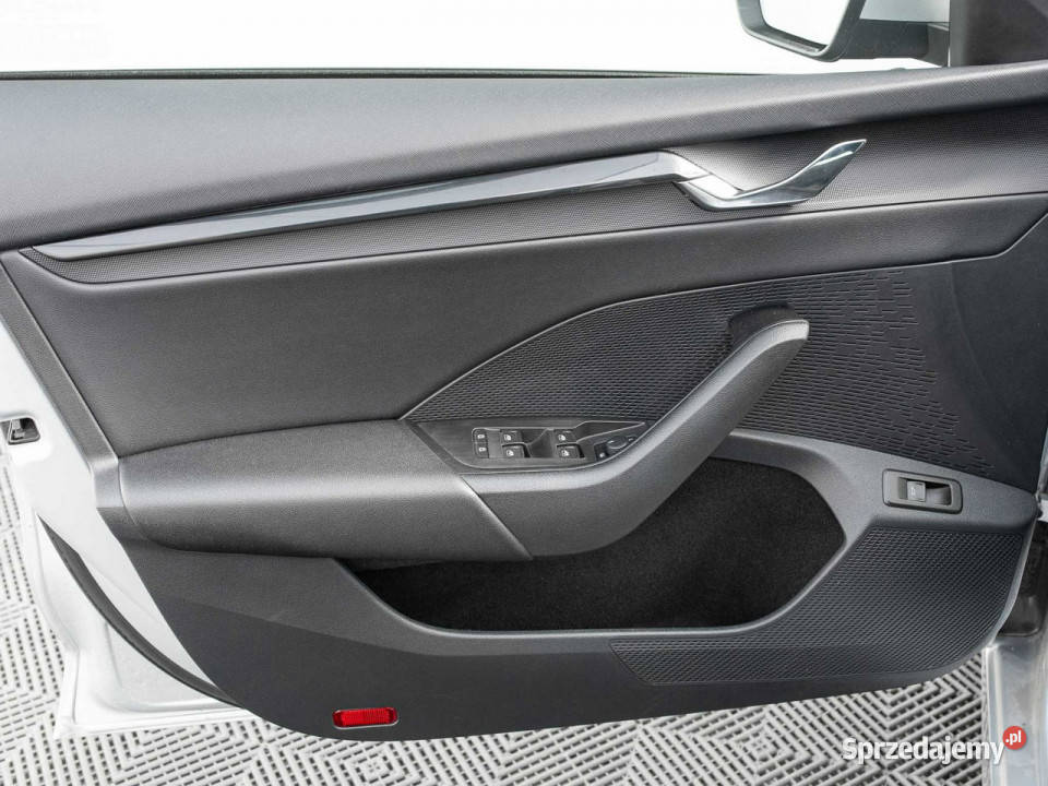 koda Octavia 15 TSI Ambition Czpark Podgrzf Škoda