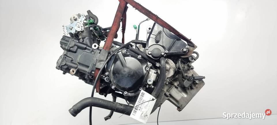 SILNIK KOMPLETNY SUZUKI GSXS750 GSXS 750 R752 Lipno