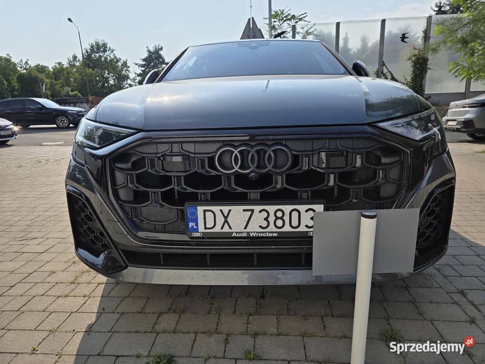 Audi Q8 TFSIe 490 Rok produkcji 2025 dolnośląskie Wrocław