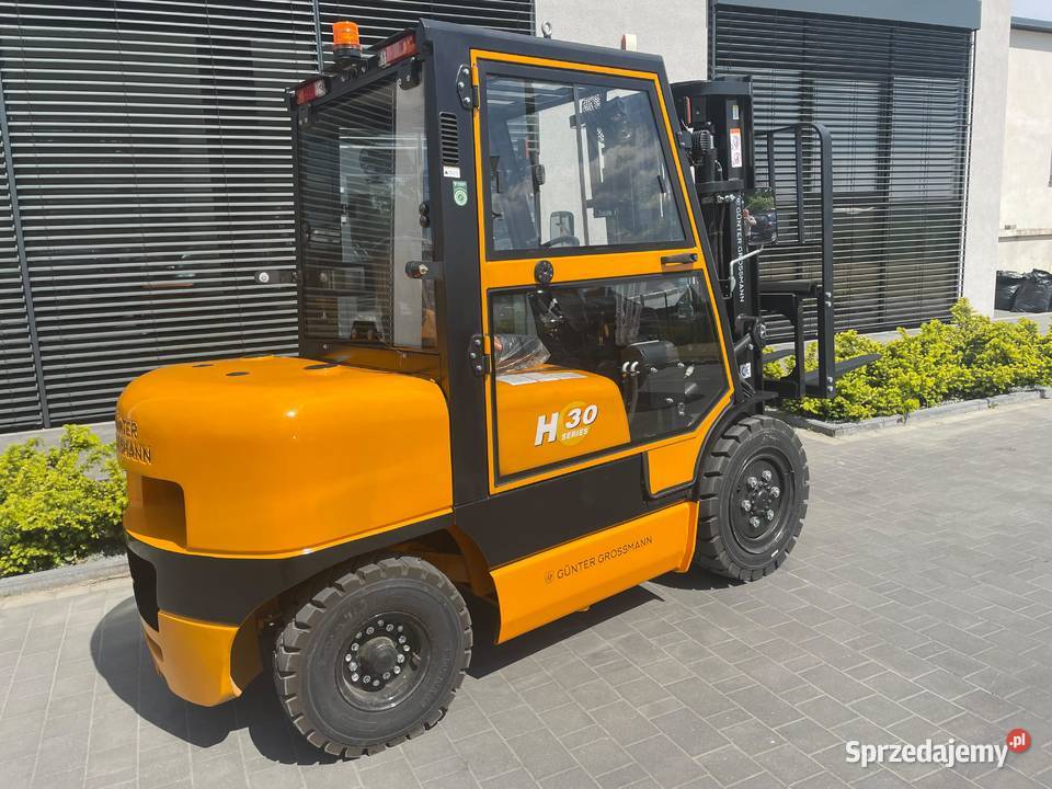 Wózek widłowy 3T kabina duplex nowy diesel Warszawa sprzedam