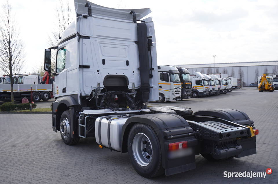 Ciągnik siodłowy MercedesBenz Actros 1842 2024 diesel Kraków