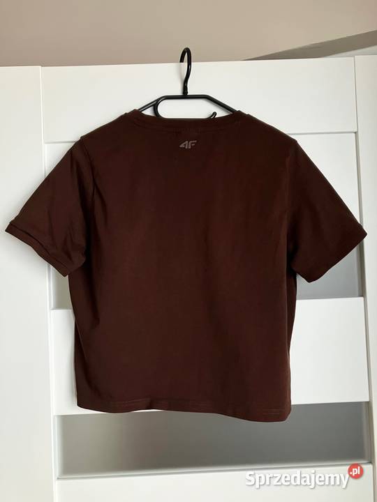 Nowy brązowy tshirt damski krótki 4F czekoladowy Bez wzoru Nisko