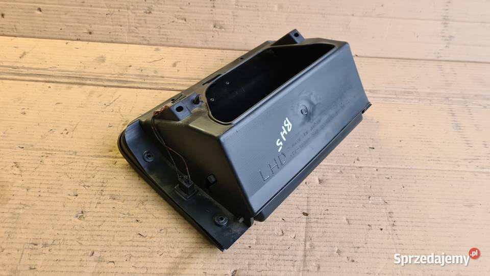Subaru Legacy 3 BH5 schowek skrytka pasażera dolnośląskie sprzedam