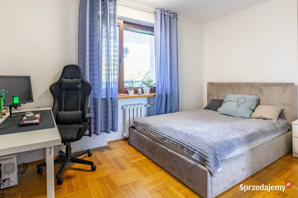 3 osobne pokoje salon z aneksem kuchennym z Rok budowy 1990 Lublin