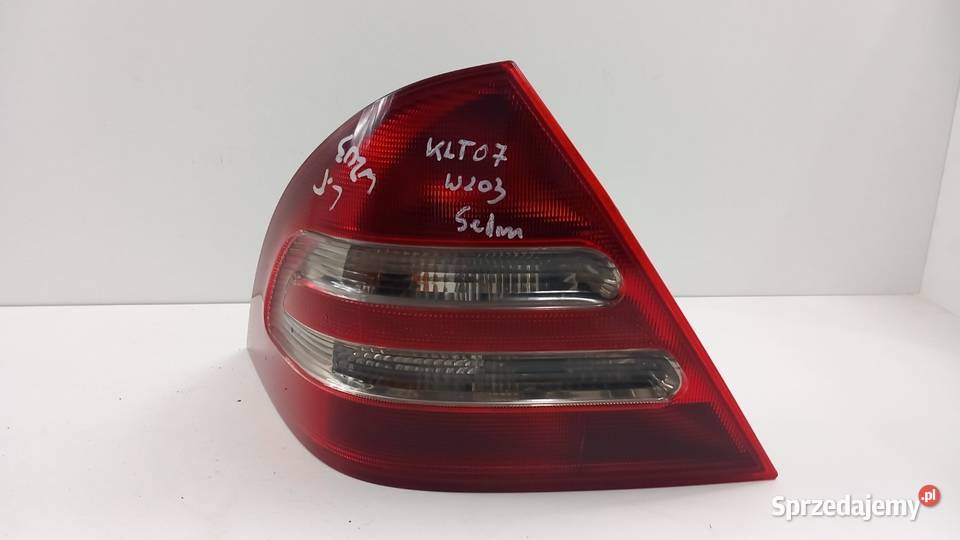 MERCEDES W203 SEDAN LAMPA TYŁ LEWA osobowe wielkopolskie Zbierkowo
