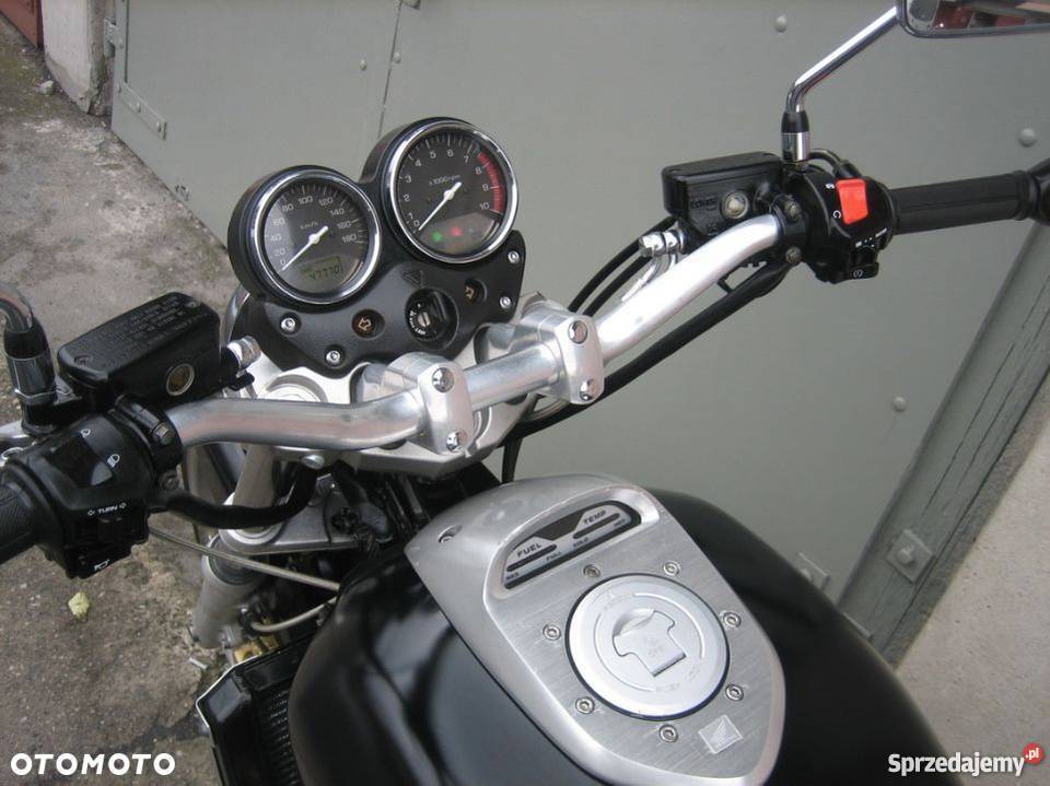 Honda X4 CB 1300 X4 v 2000r SC38 120 Rok produkcji 2000 Inowrocław