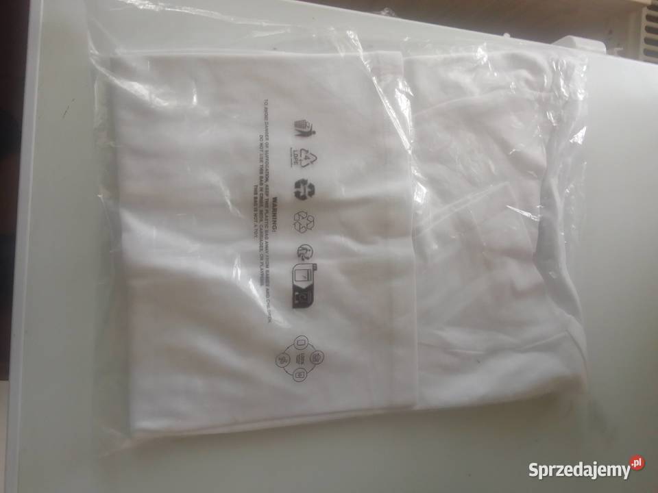 Nowy biały damski Tshirt z nadrukiem Sinsay Inny wzór Stanowiska sprzedam