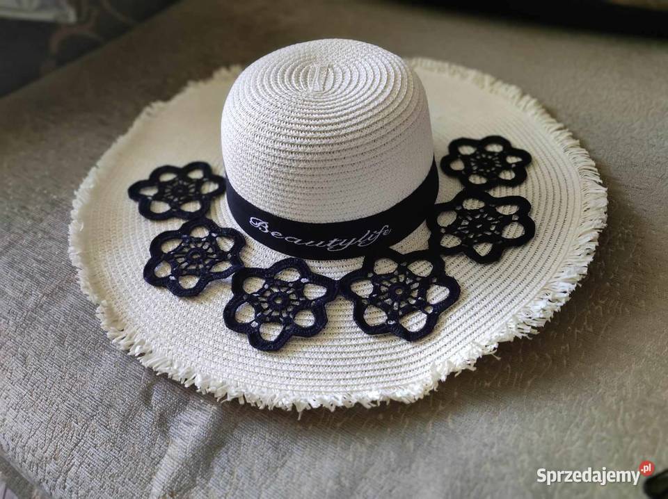 kołnierzyk na szydełku z czarnych nici Serwety i serwetki Oleśnica