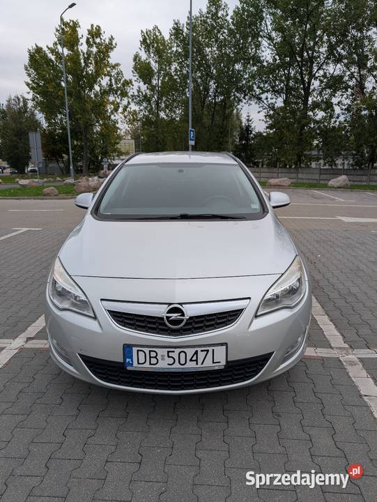 Opel Astra J 2011 13 CDTI
