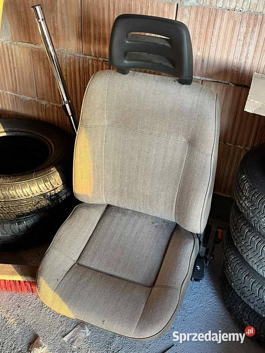 Fotel Pasażera kremowy Fiat Uno Rok produkcji 1994 małopolskie Skała