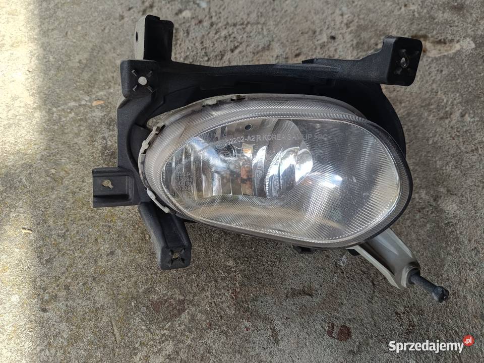 KIA CEED II PRAWA LAMPA PRZECIWMGIELNA Z Oświetlenie Radom