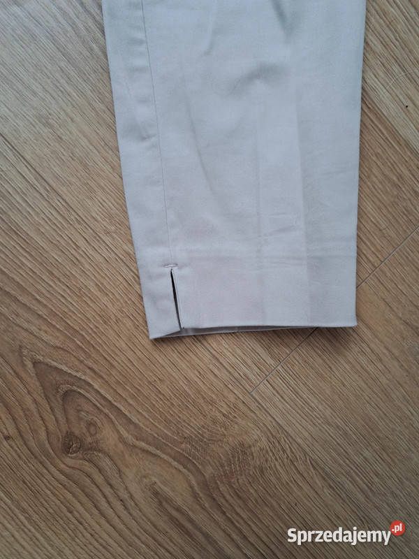 Klasyczne rurki HM w odcieniu pudrowego różu różowy Trąbki Wielkie