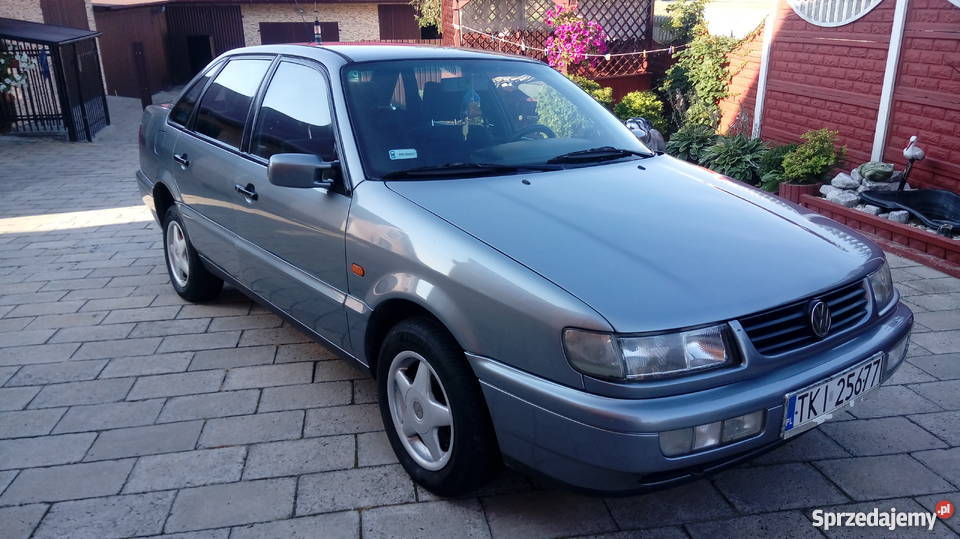 Sprzedam passata b4 jedyny taki 90KM