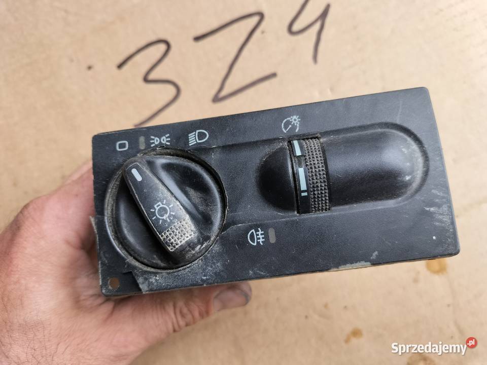 GOLF III 1H6941531A WŁĄCZNIK PRZEŁĄCZNIK ŚWIATEŁ Kamień-Kolonia