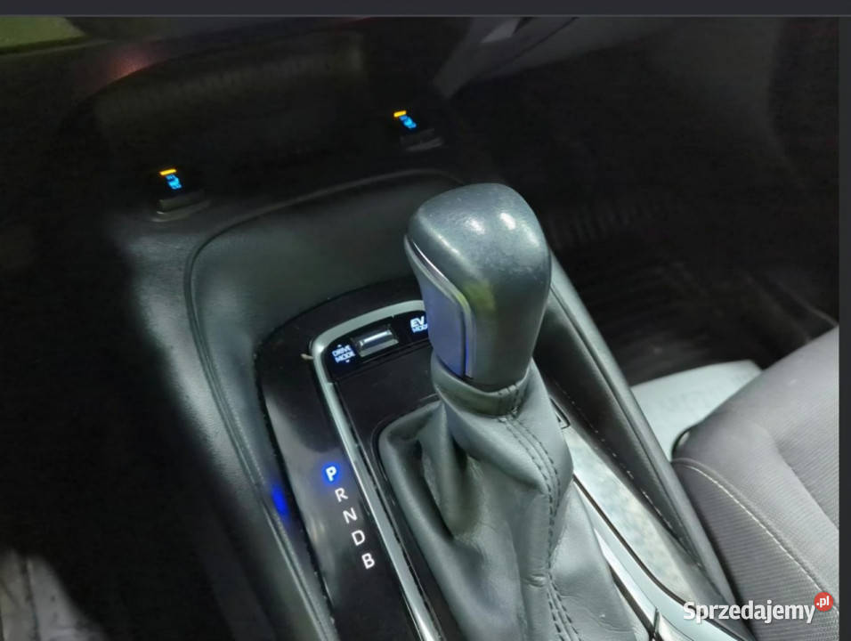 Toyota Corolla 22r Salon Polska 18 HYBRID 1wł z światła do jazdy dziennej Białystok