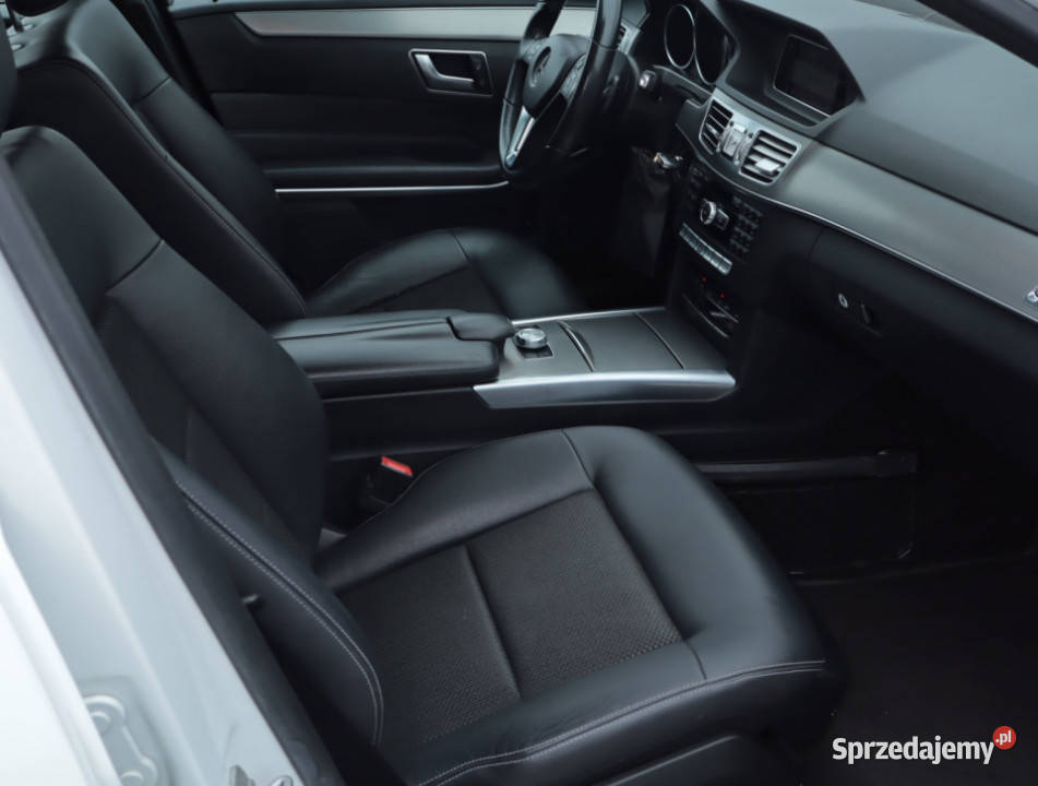 Mercedes E E 220 BlueTEC radio Klasa E