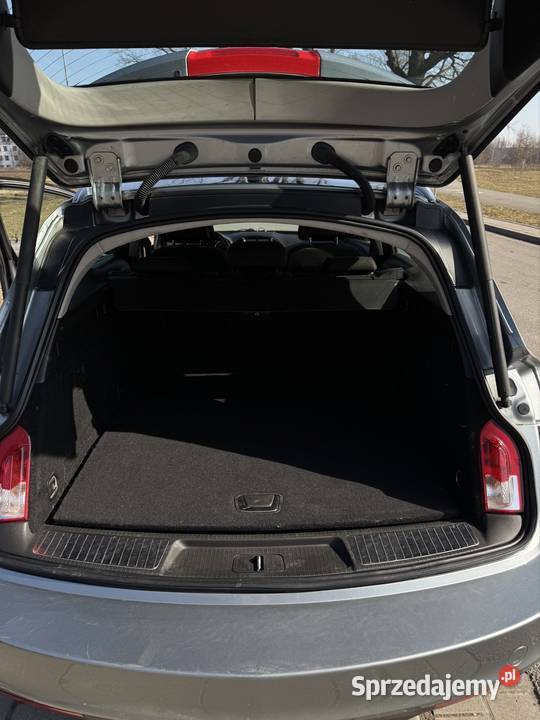 Opel Insignia 18 LPG garażowany Wrocław sprzedam