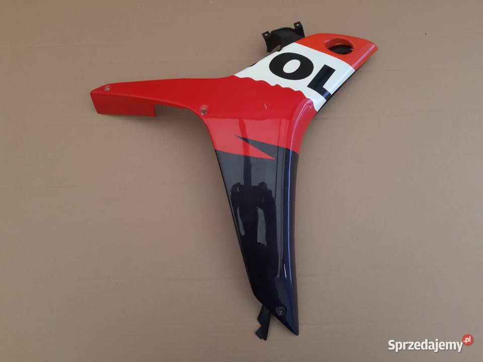 HONDA CBR 600RR OWIEWKA PRAWA BOCZEK OSŁONA Szyby i owiewki Trzciel sprzedam