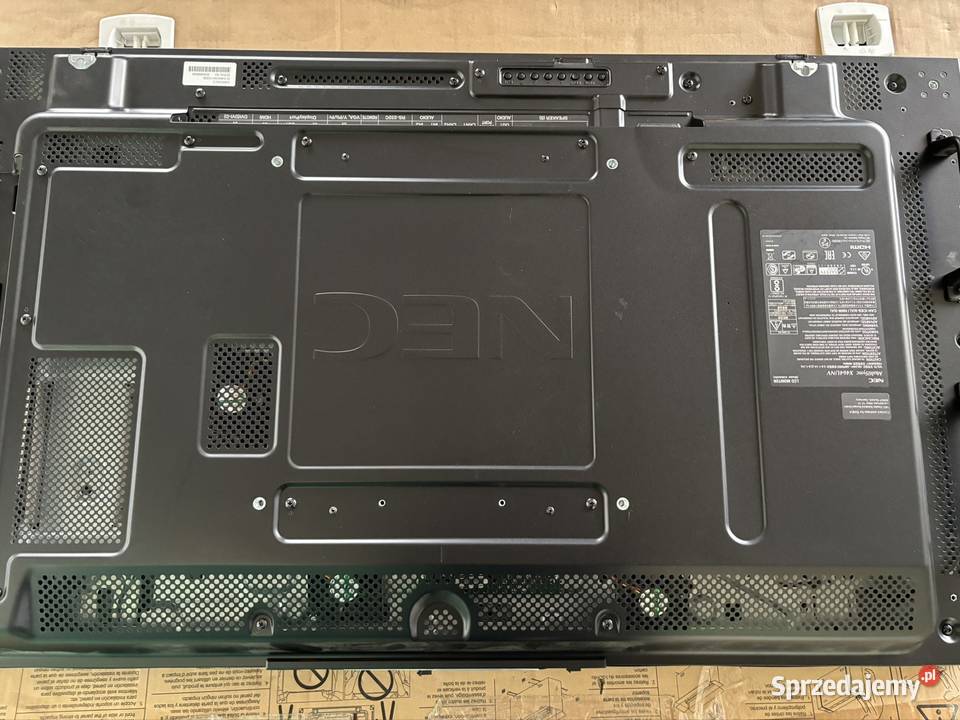 Monitor 64 25" i większe Piła