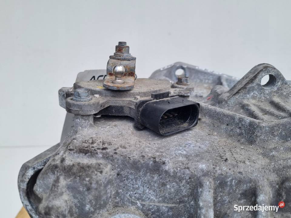 VW Tiguan 20 TDI AUTOMATYCZNA SKRZYNIA BIEGÓW osobowe Janów