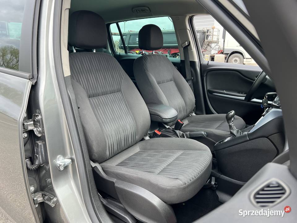 Opel Zafira 14 BENZYNA Klimatronik Tempomat autoalarm Konin sprzedam