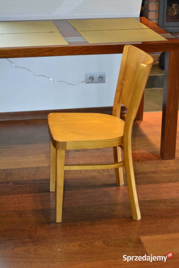 Krzesła drewniane 4 sztuki stan