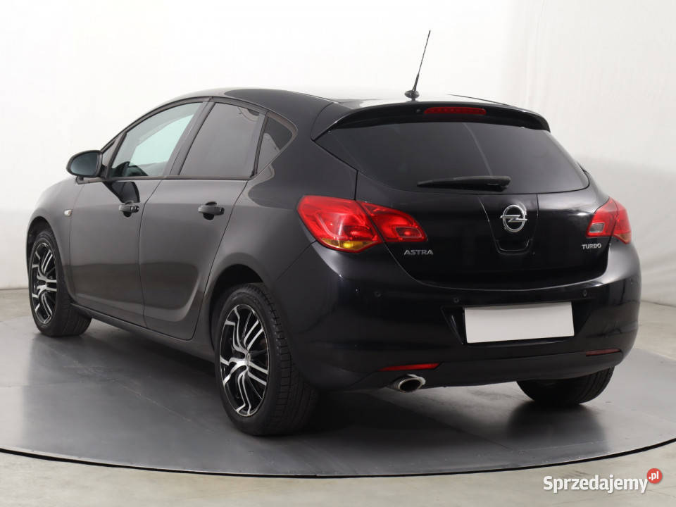 Opel Astra 14 T sprzedam
