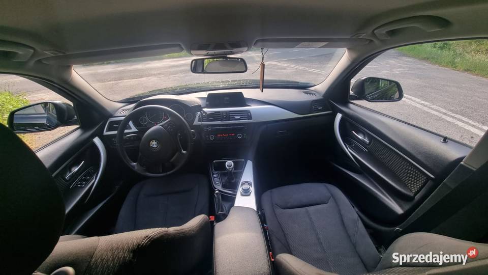BMW F31 2014 184 XDrive Rok produkcji 2014 mazowieckie Piaseczno