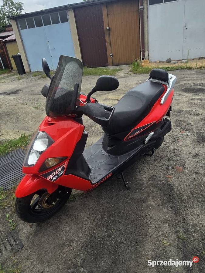 Skuter Daelim 125 3 kat b Leszno