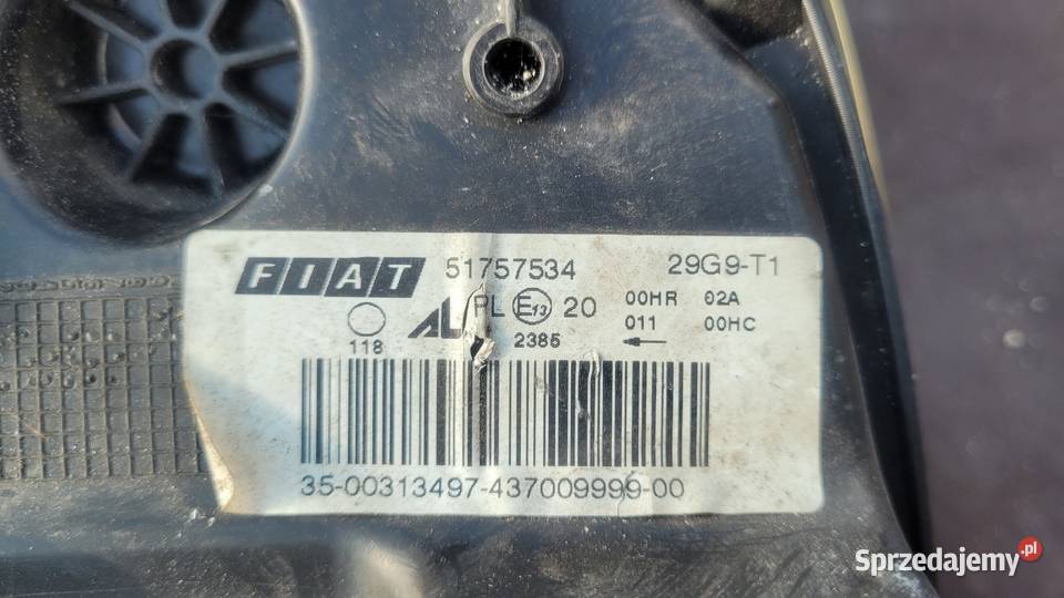REFLEKTOR PRAWY LAMPA PRAWA PRZOD FIAT BRAVO II Ruda Śląska sprzedam