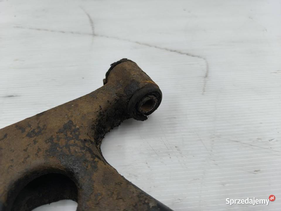 WAHACZ LEWY PRZÓD TOYOTA AVENSIS II T25 18 VVTI wielkopolskie