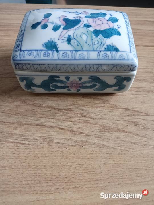 Szkatułka porcelanowa Limanowa