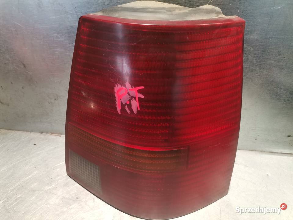 VW GOLF 4 KOMBI LAMPA PRAWA TYLNA małopolskie Nowy Sącz