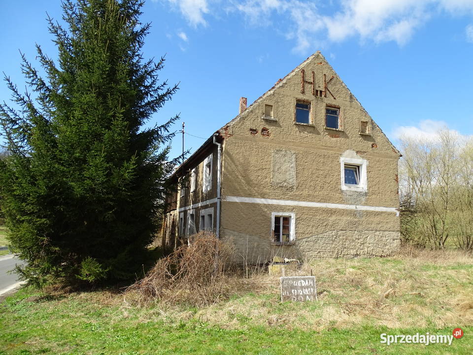 Dom na sprzedaż w miejscowości Pomocne 140m2 Jawor