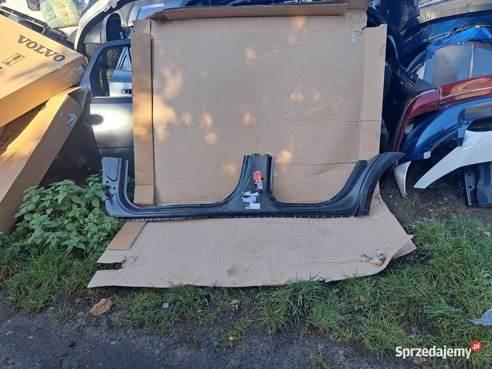próg lewy Mercedes ML II W164 A1646302540