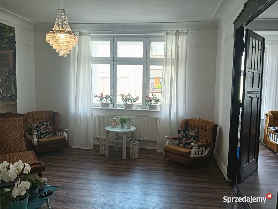 Mieszkanie107m2 Centrum 4 pokoje 2 balkony pomorskie Słupsk sprzedam